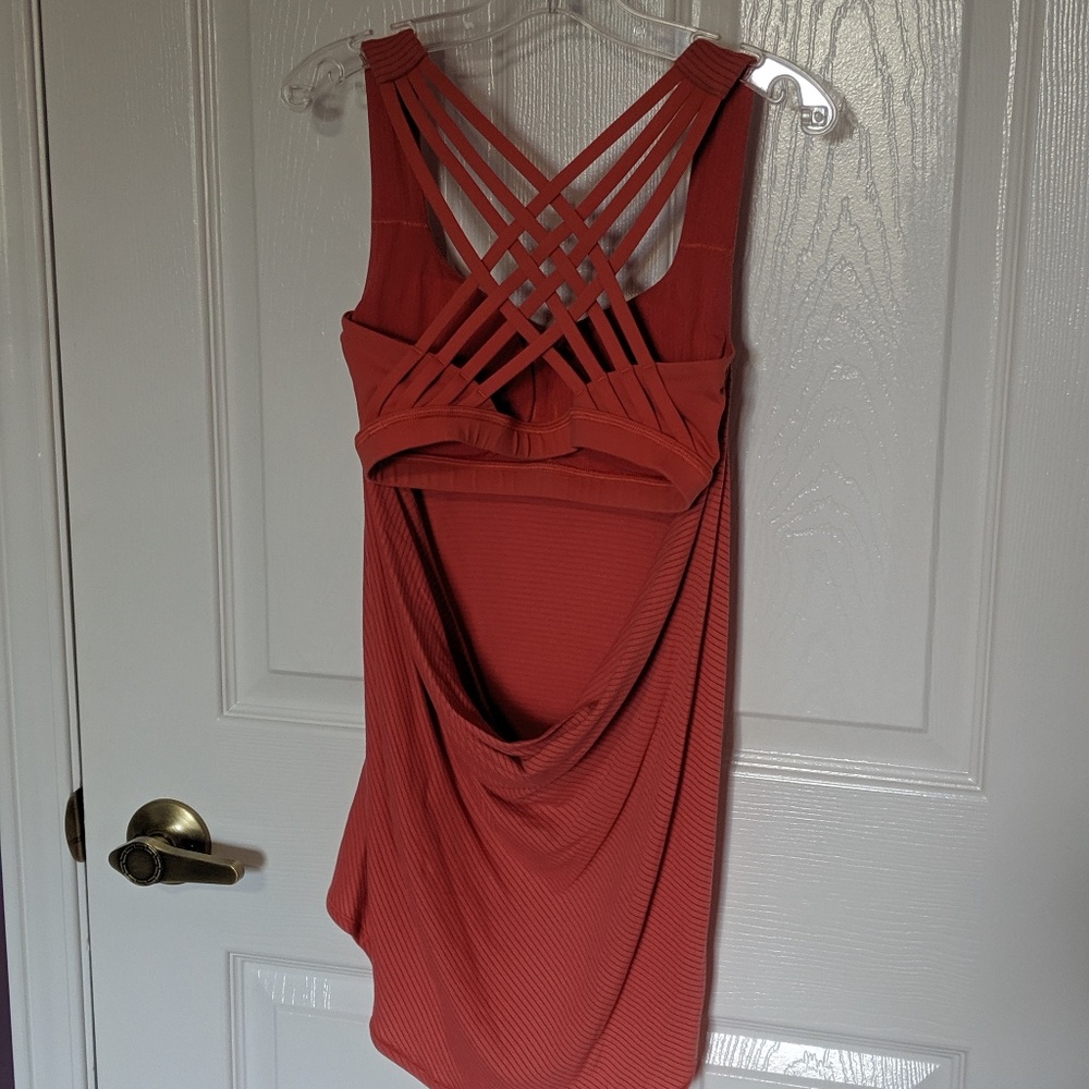 Lululemon Tied in Energy 2-in-1 Tank
